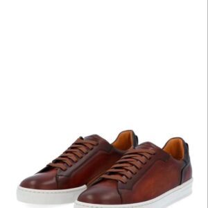 Trendy Sneakers